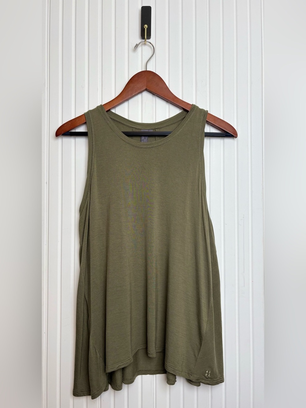 Sweaty Betty Sleeveless Top Olive Green M Oversized Bamboo Athleisure Yoga